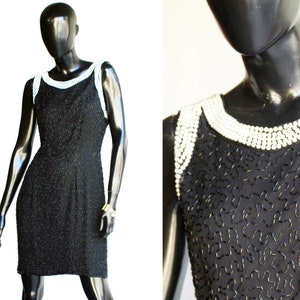 Vintage Beaded Evening dress with Pearl Beads Detailing Size 14/15