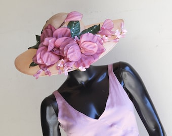 Vintage Phyllis Y Chapeau designs Gorgeous Peach straw Hat with front floral embellishment US One size