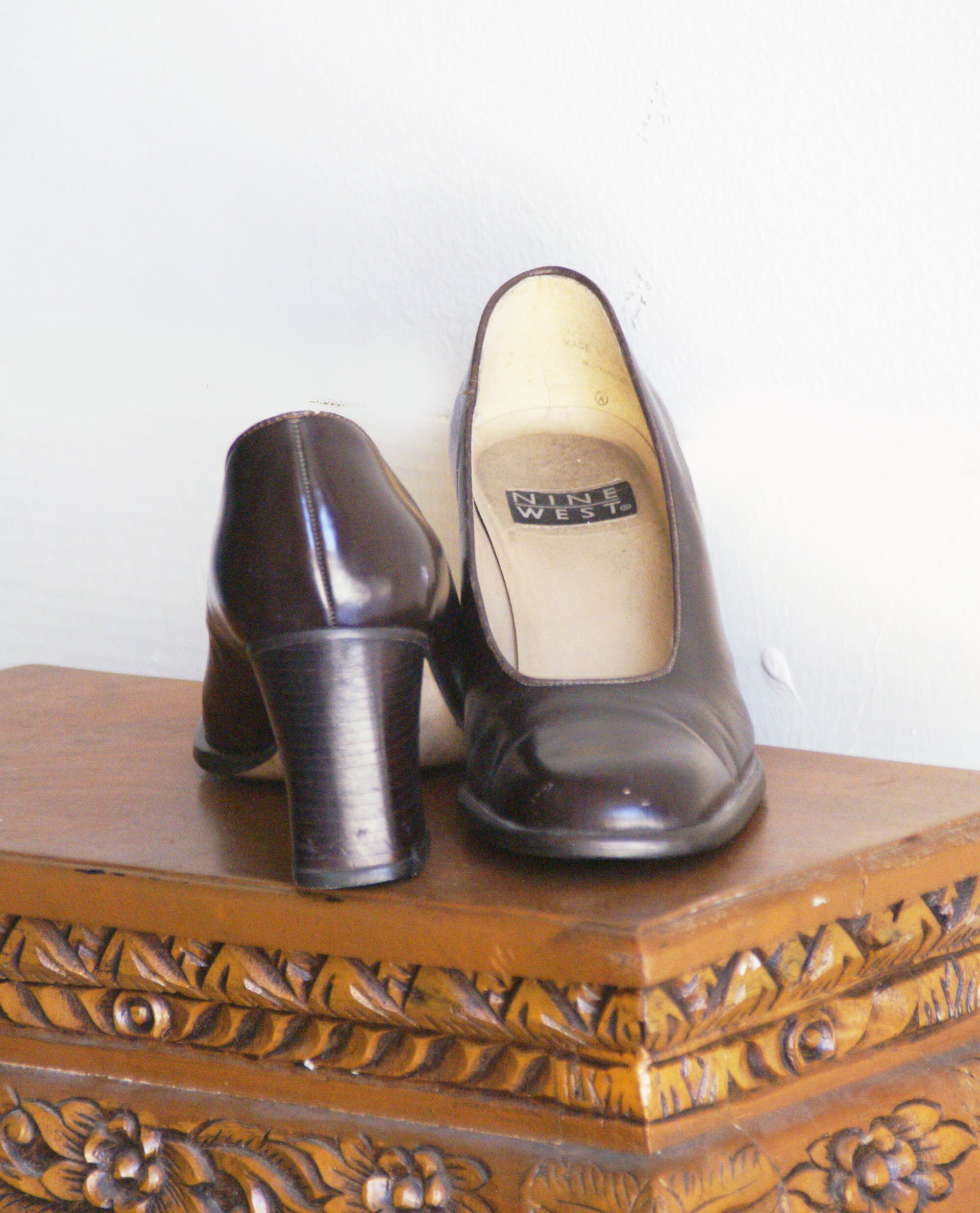 Escarpins Femme Nine West – Talons Hauts Marron – Pointure 8.5 M – Cuir – Occasion Très Bon État