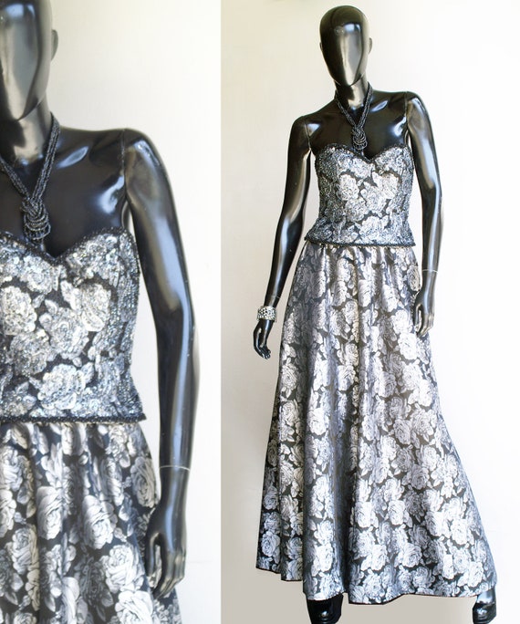 Stunning Oleg Cassini Vintage Silver & Black Flor… - image 1