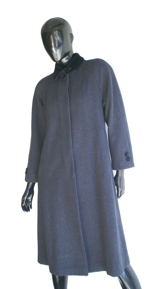 Petit Sophisticate Vintage Gray Wool with Velvet … - image 7