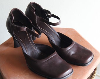 Vintage Nine West Brown Leather Maryjanes US Size 7 1/2M