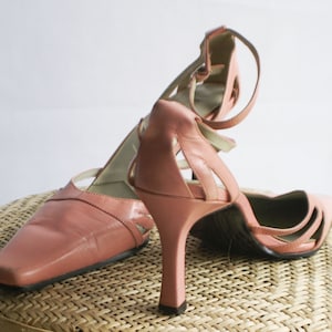 Vintage 90s Banolino  Rose Pink High Heel Ankle strap Pumps US 7.5