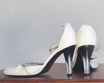 Vintage bCBG White Ombre Heel Pump US Tamaño 7 1/2