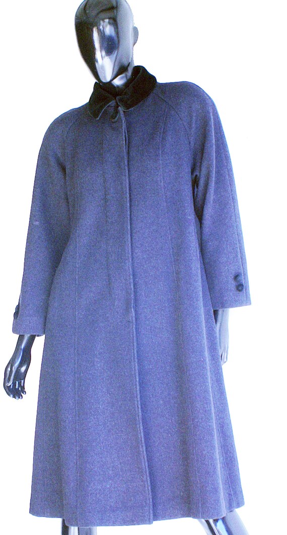 Petit Sophisticate Vintage Gray Wool with Velvet … - image 10