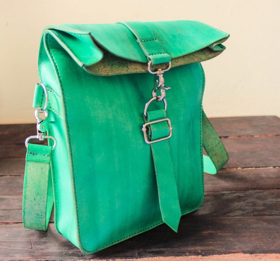 roll top shoulder bag