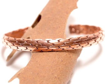 Handmade copper bracelet - Energy-enhancing handcrafted jewelry - Unisex copper bracelet - Handmade energetic copper bangle