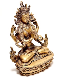 Statuette of Avalokiteshvara 20cm (7.9") 2kg - Handmade Avalokiteshvara Statue - 20x16x10cm