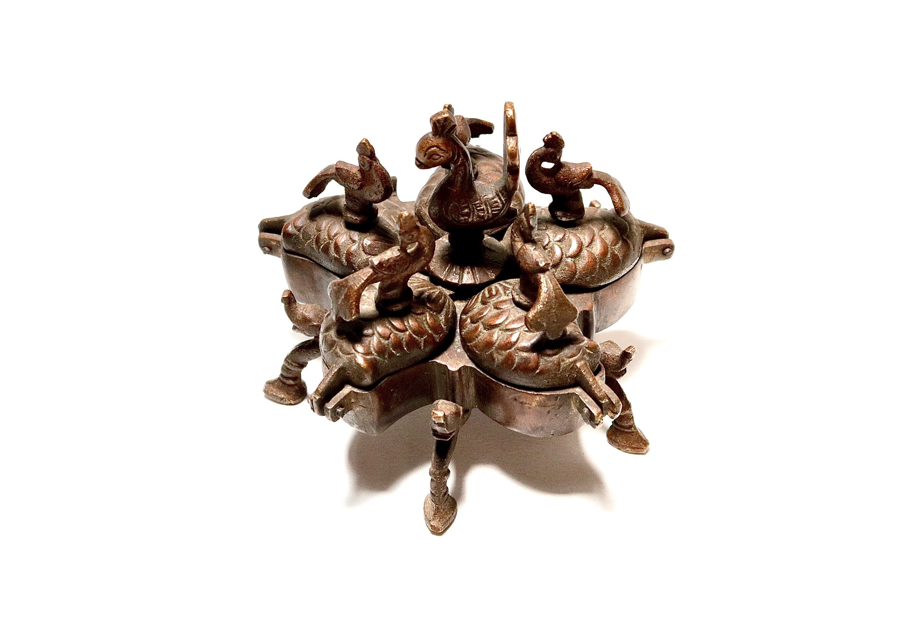 Boîte à Tika - Box