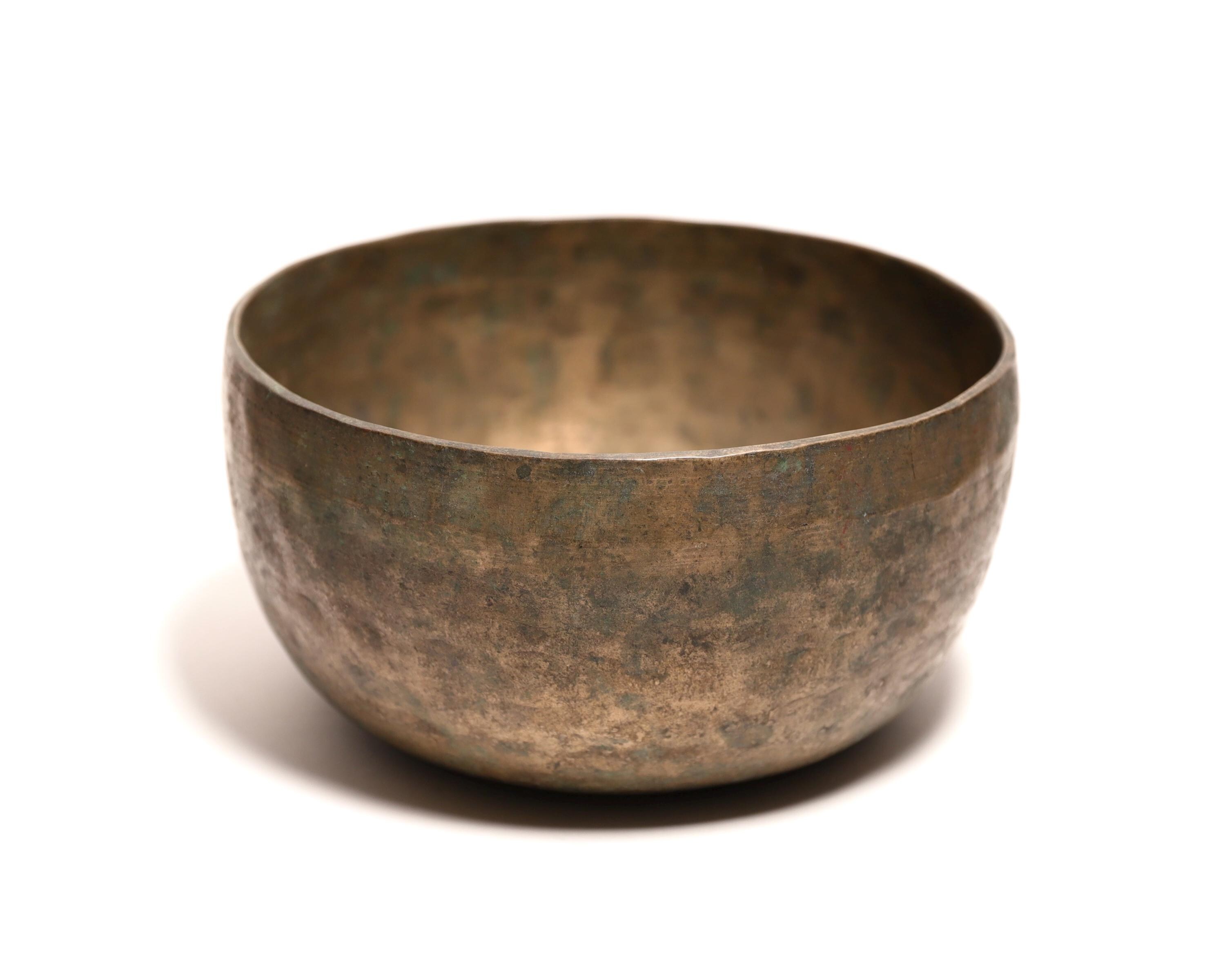 古代チベットシンギングボウル 17cm | ネパール製ハンドメイド