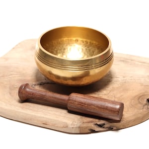 Bol chantant martelé 10cm - Hammered singing bowl 3.9"