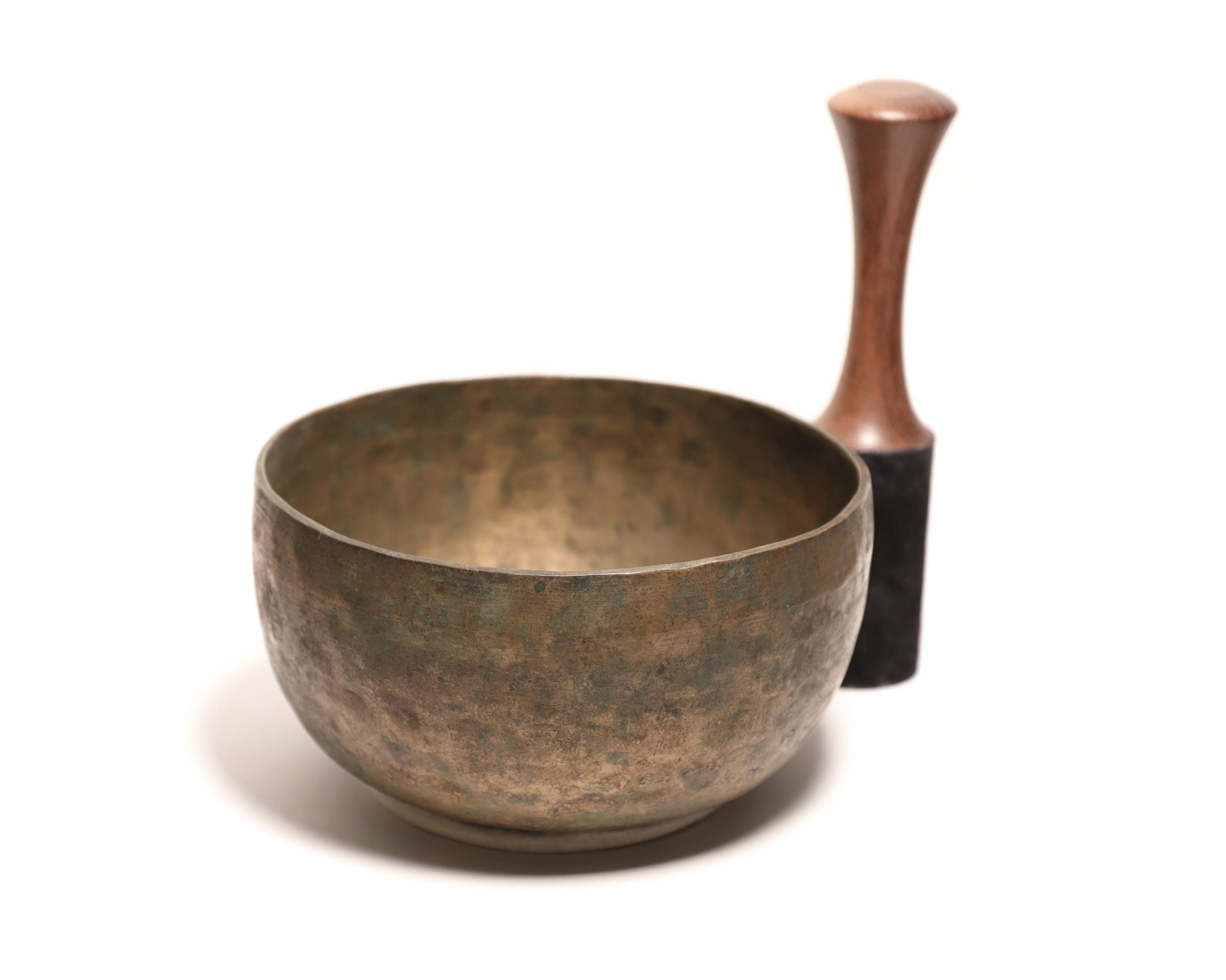 古代チベットシンギングボウル 17cm | ネパール製ハンドメイド 