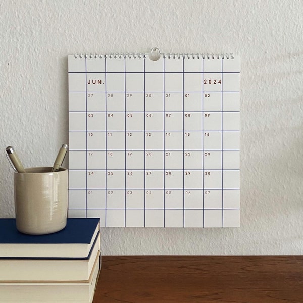 großer Kalender 2024, quadratisch, Kalender BLAU, Monatskalender, karierter Kalender, Wandkalender, Ringbindung, 30x30 cm, Naturpapier