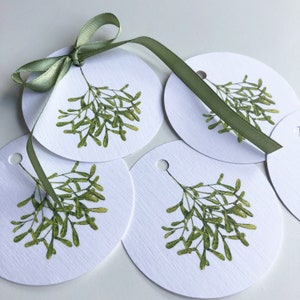 Geschenkanhänger Weihnachten, Mistelzweig, Papieranhänger, Geschenkverpackung, Adventskalender, Geschenkband, Mistezweig, Weihnachtsgeschenk
