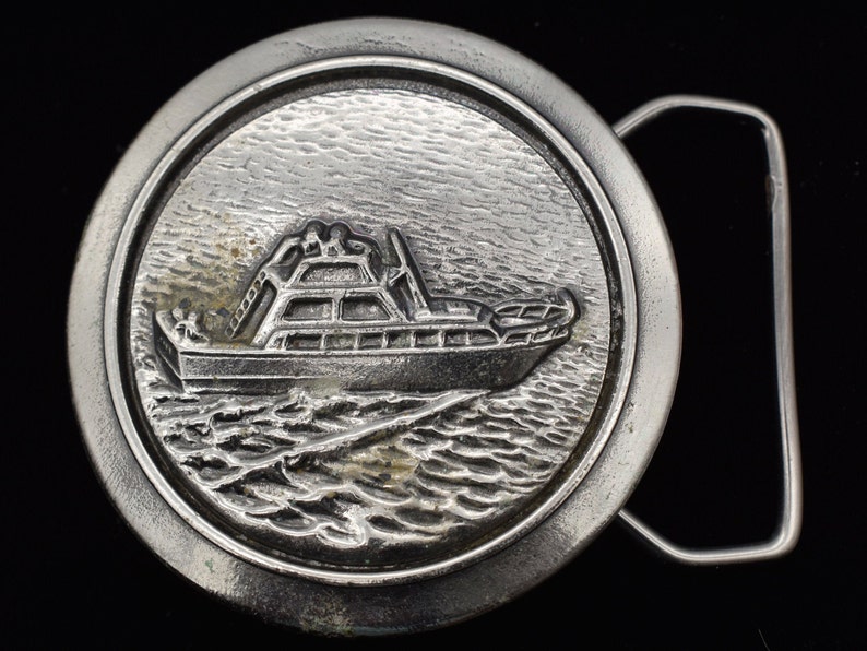 Cabin Cruiser Boat 1970s Vintage Belt Buckle image 1