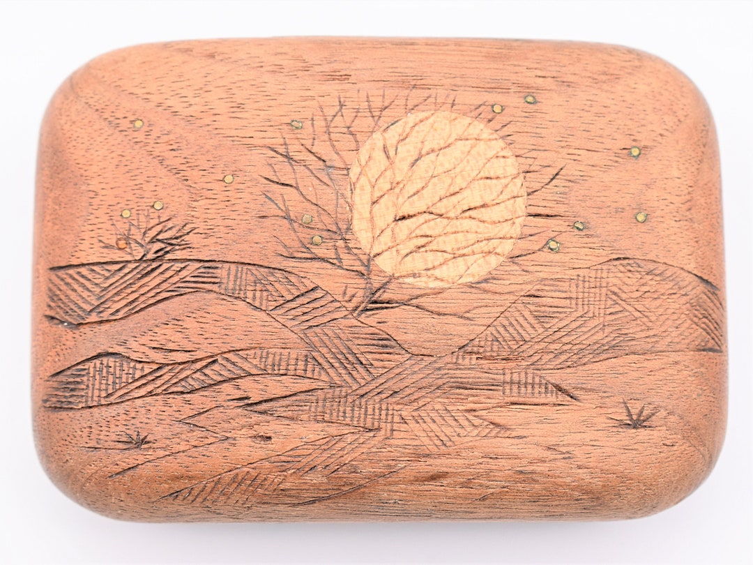 Spooky Tree Full Moon Wood Vintage Belt Buckle - Etsy display picture 2