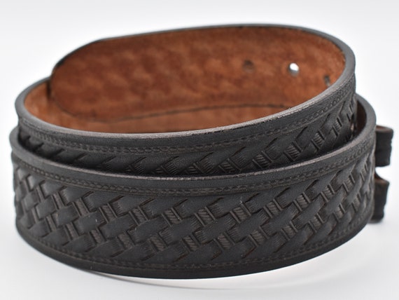Genuine Leather Belt Size 32 ~ Basket Weave Stamp… - image 3