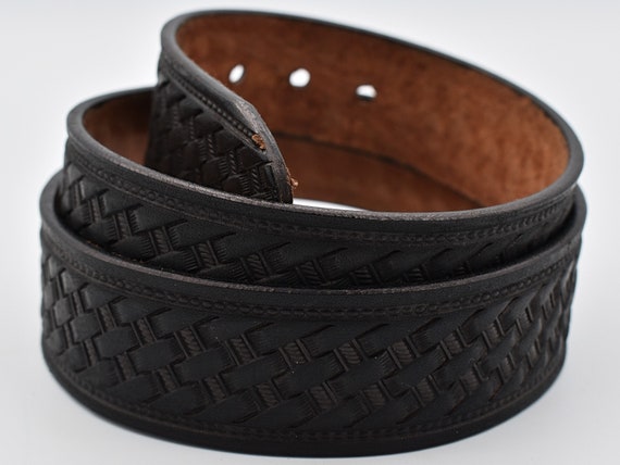 Genuine Leather Belt Size 32 ~ Basket Weave Stamp… - image 2