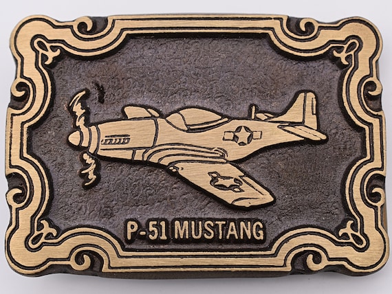 Mustang 2025 belt buckle