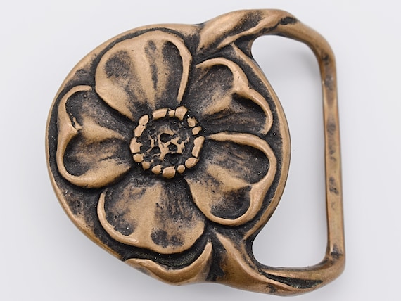 Vintage Bronze Belt Sculpted with a flower and cats eye RARE ! Large Vintage Bronze Floral Oval Vintage Belt Buckle - Etsy main image 4