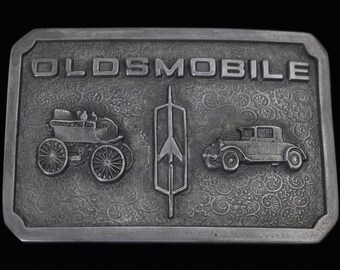 New Chevy Chevrolet Bel Air 1955 Hardtop Classic GM Car Show  display picture 1