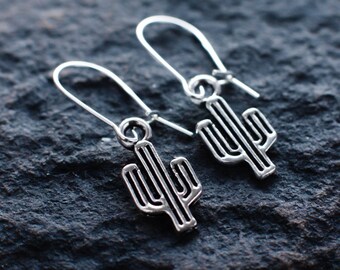 Little silver cactus earrings American cowboy earrings Sterling silver southwestern earrings Saguaro cactus jewellery Wild west