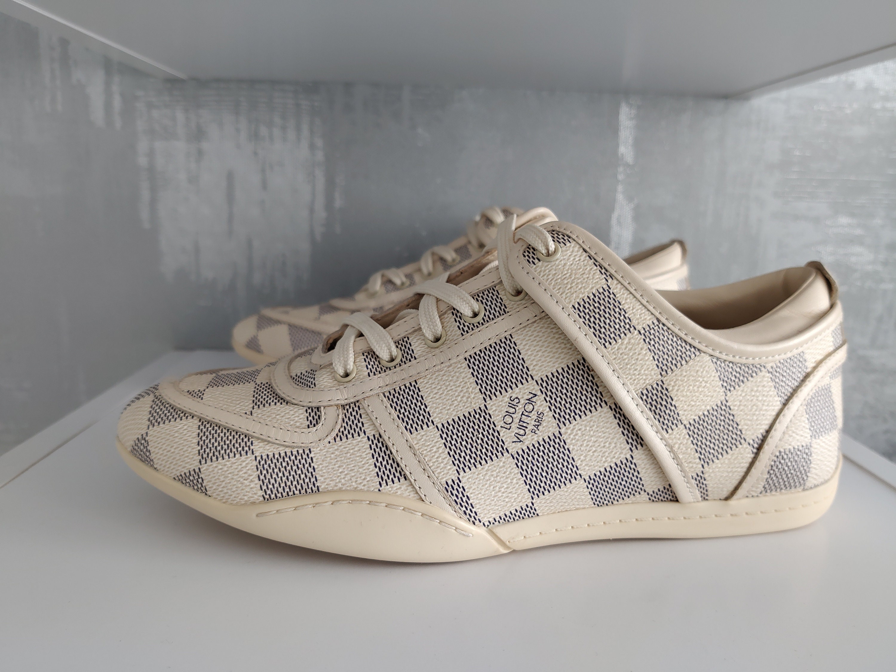 Louis vuitton shoes - Etsy Österreich