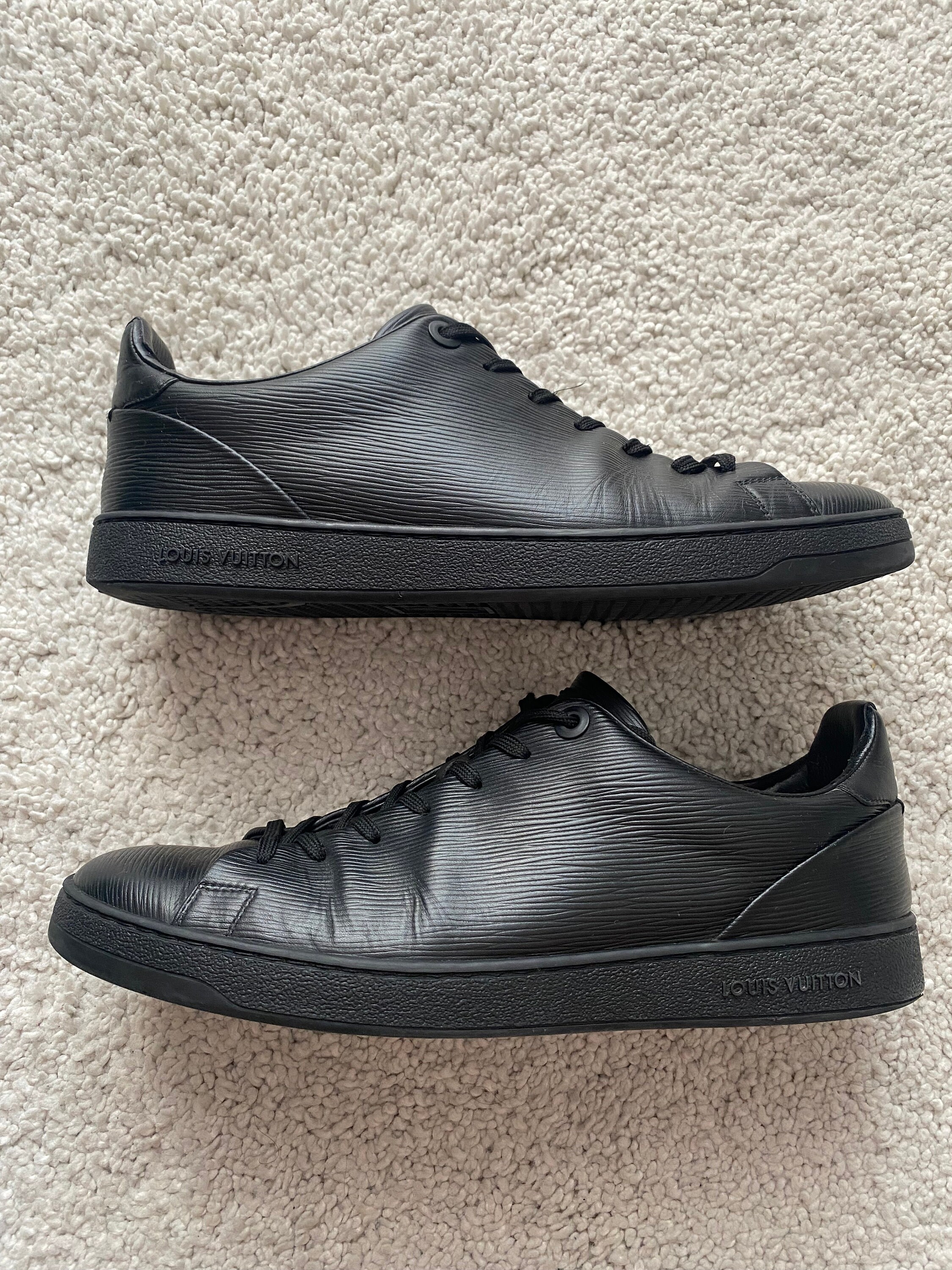 Louis Vuitton White Globe Trotter Embossed Leather Sneakers