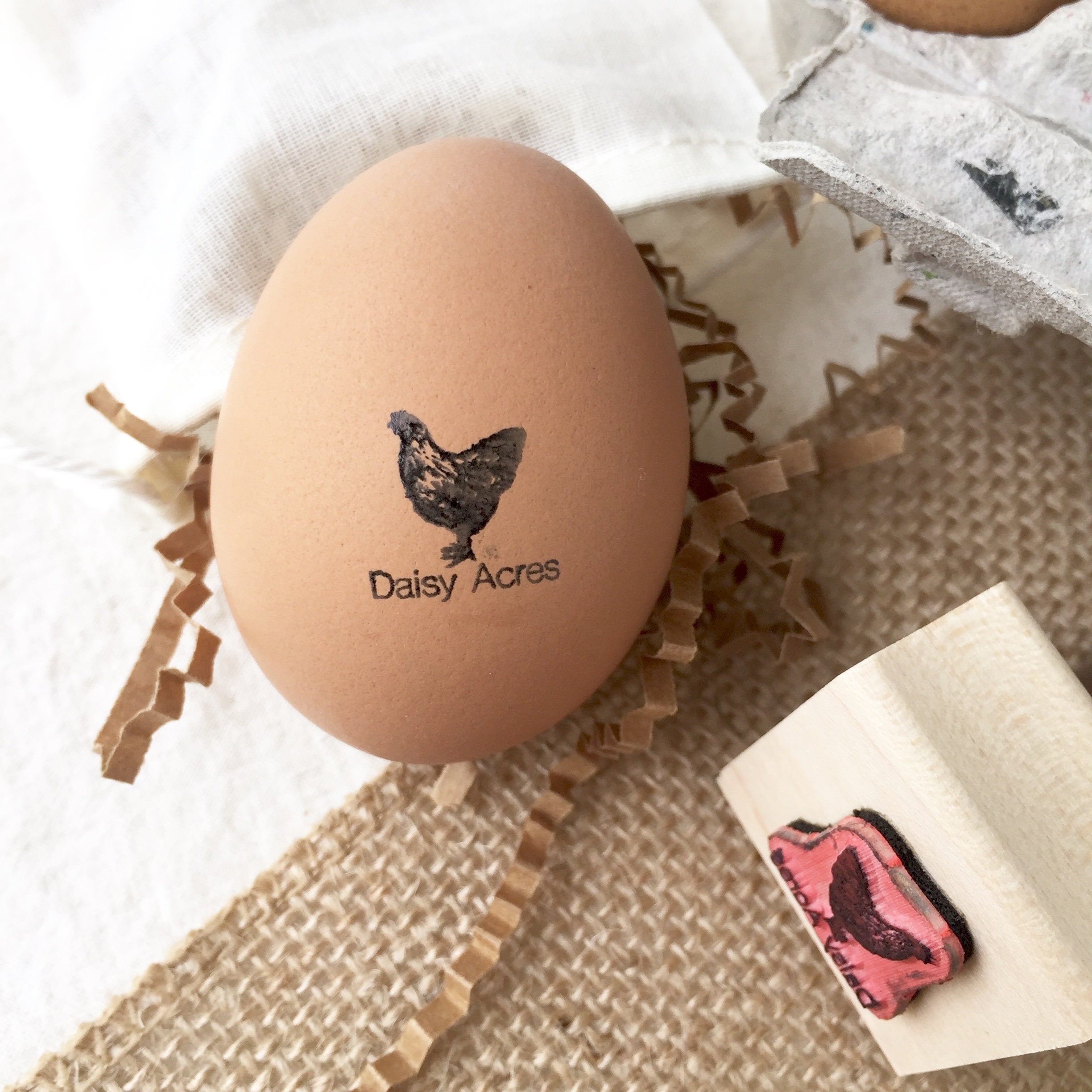 Egg Stamps, Cute Egg Stamps for Fresh Eggs with Stamp Pad Personalized Egg  Stamp for Farm Chicken Coop Farmhouse Supplies (Engraved with Organic
