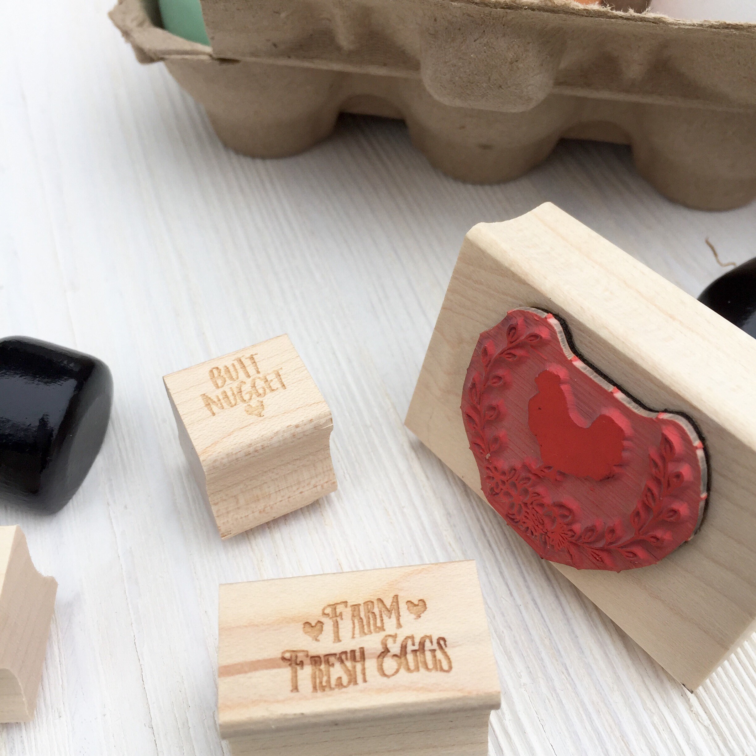 "What The Cluck" Egg Rubber Stamp - 0.6 Inch Mini Wooden Stamp For Scrapbooking, Cards, Planners