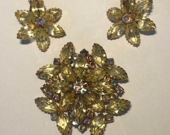 Vintage Juliana Rhinestone Brooch Earrings Jewelry Set, Flower Brooch And Earrings Clip Ons, Unsigned