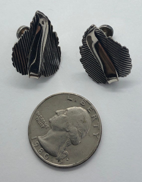 DANECRAFT Sterling Silver Leaf Screwback Earrings - image 2