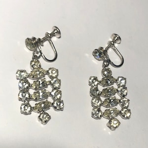 WEISS Clear Rhinestone Geometric Dangle Earrings Screwback, Signed Weiss