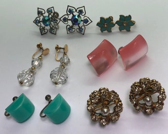 Lot of 6 Vintage Flower and Geometric Statement Screwback Earrings