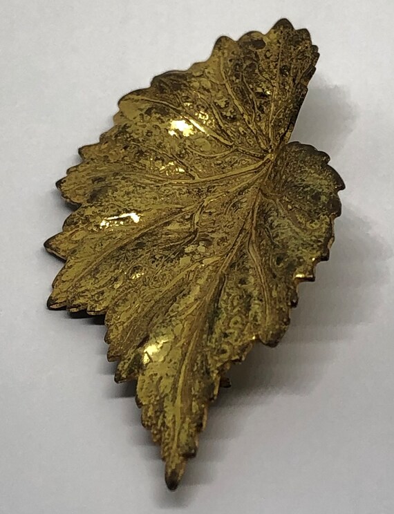 Miriam Haskell Leaf Brooch, Signed Miriam Haskell - image 5