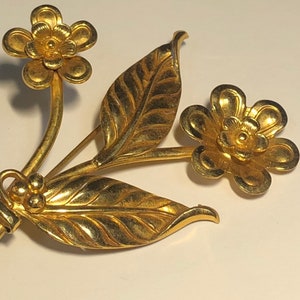 STERLING CRAFT by CORO Floral Brooch, Sterling Silver Gold Vermeil Large Flower Vintage Brooch