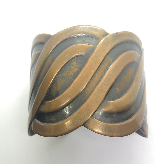 REBAJES Copper Scalloped Edges Cuff Bracelet, Mid… - image 5