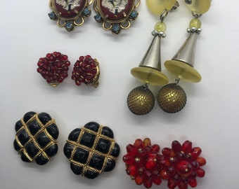 Vintage Clip On Earrings, Lot of 5 Pairs of Clip On Earrings