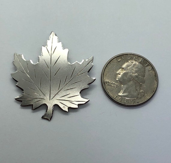 STERLING SILVER Maple Leaf Brooch - image 3