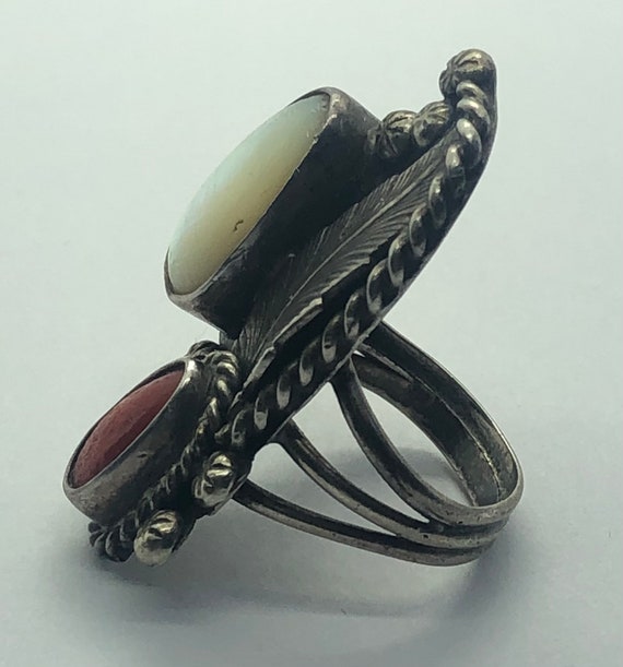 Navajo Red Coral And Mother of Pearl Silver Ring,… - image 7