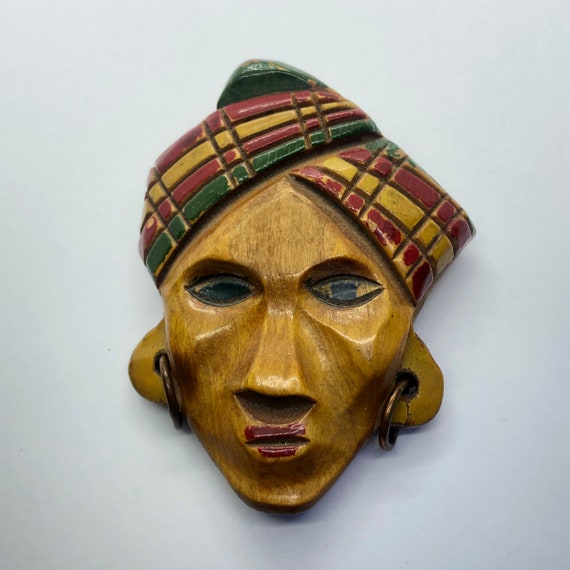 Swami Turban Carved Wood Vintage Brooch - image 1