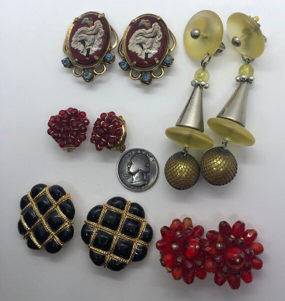 Vintage Clip On Earrings, Lot of 5 Pairs of Clip … - image 4