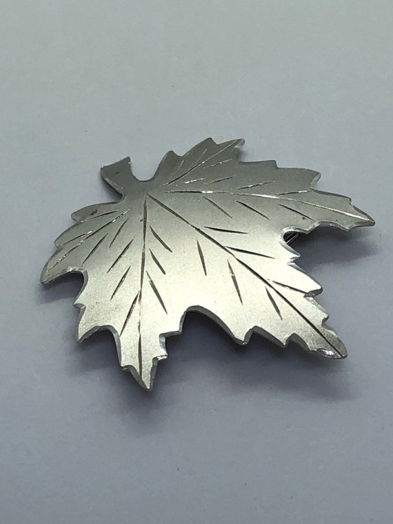 STERLING SILVER Maple Leaf Brooch - image 6