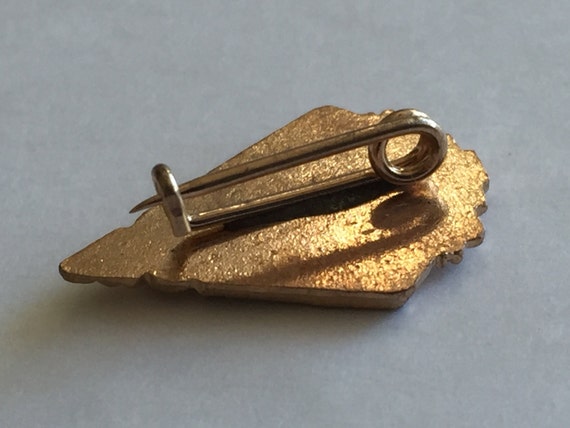 1939 New York World's Fair Brass Tie Tack Lapel Pin 1939 New York World's Fair Brass Tie Tack Lapel Pin