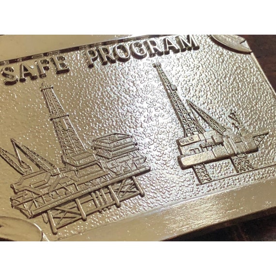 oil rig belt buckle
