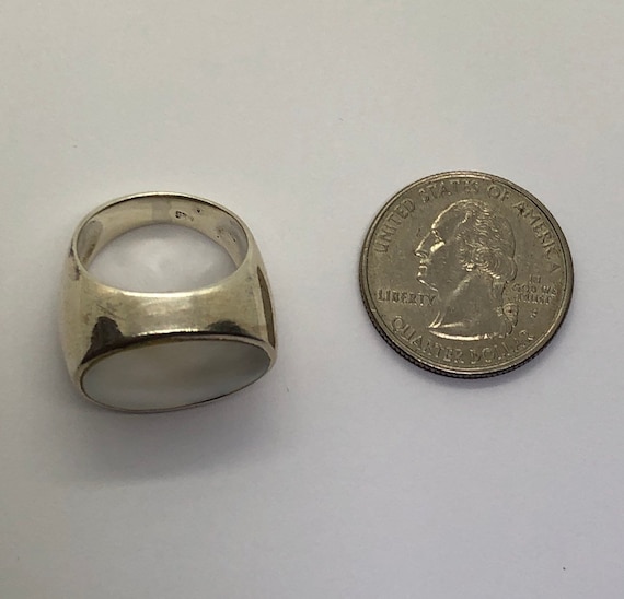 Mother of Pearl Shell Silver Ring | Ring Size 7 - image 5