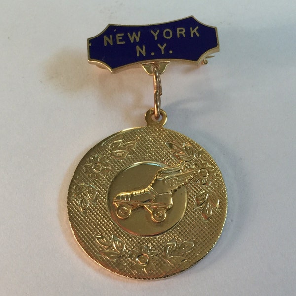 Roller Skates NY Lapel Pin