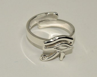 Eye of Horus ring -  925 sterling silver - Egyptian handmade.