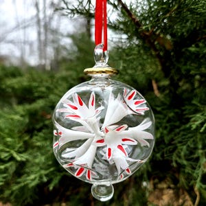 Wonderful Egyptian handmade Blown Glass Ornament –flower with gold accent (Red - Purple - Green - Blue) Suitable for all places