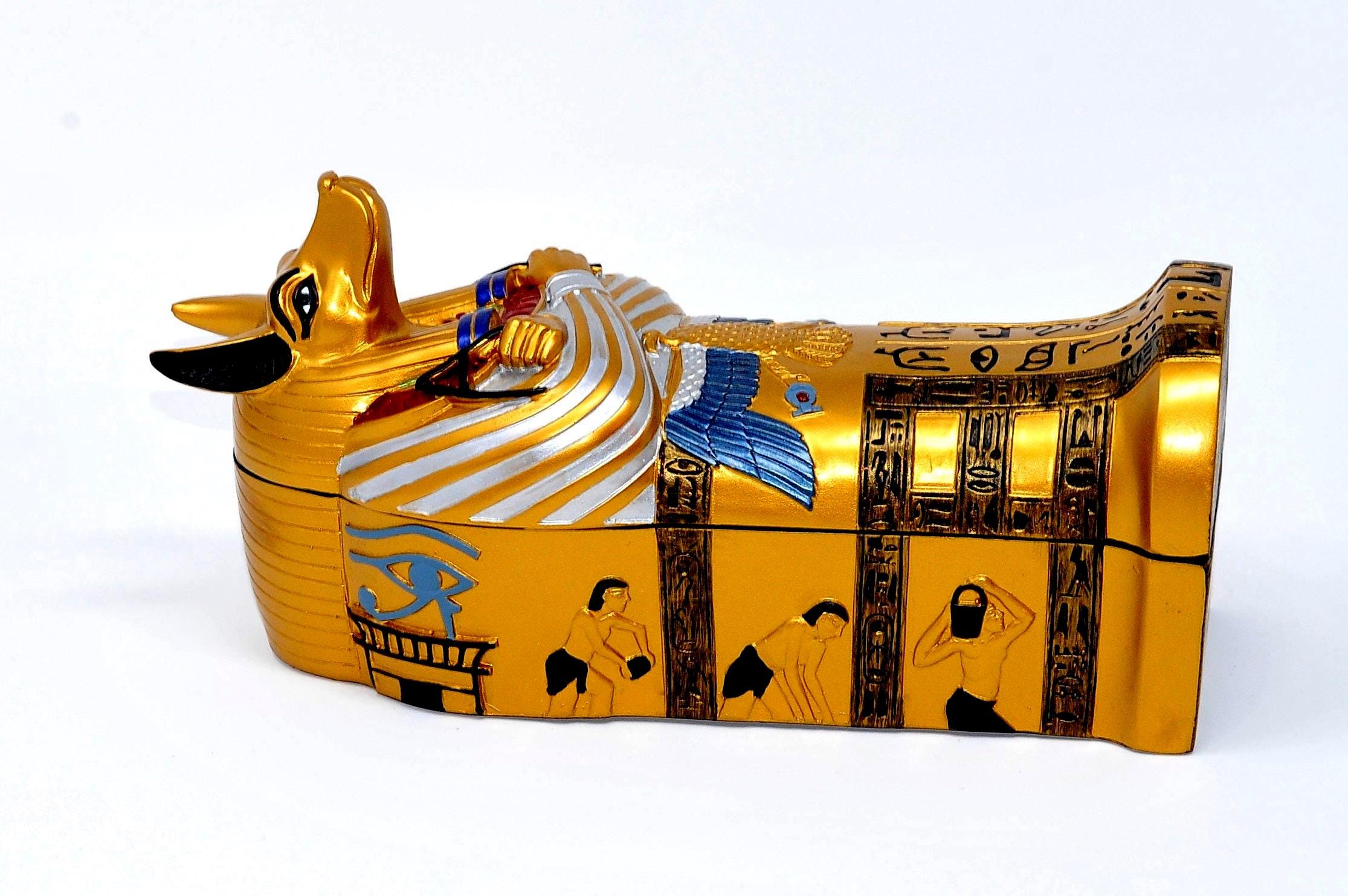 素晴らしい古代エジプト王の棺。各墓に4つのパーツが入っています